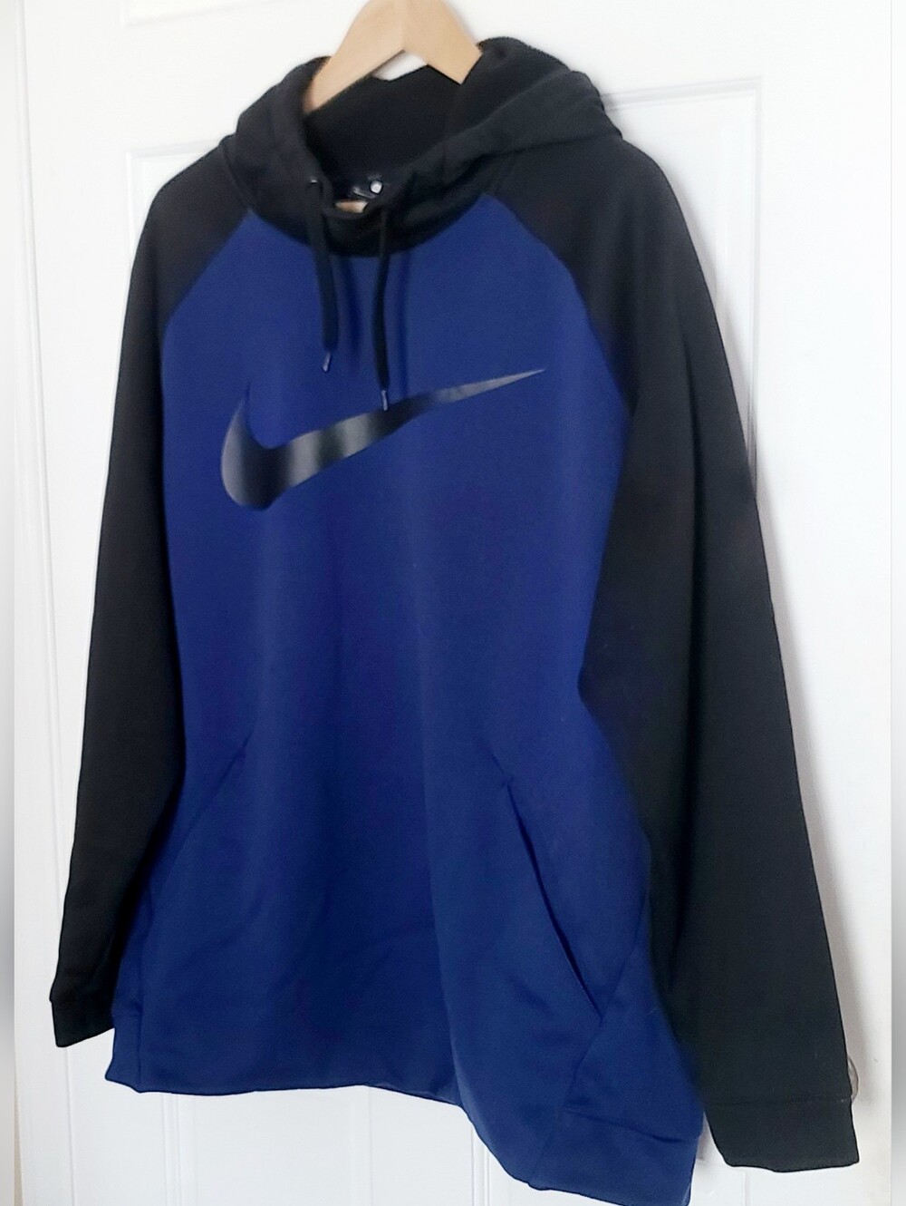 Nike Dri-Fit Men's Hooded Sweatshirt in Blue and Black Men's Size XL